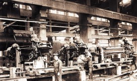 "FABLOK Chrzanów". Pracownicy przy maszynach, 1932. Numer inwentarzowy: Neg. 5171/20.